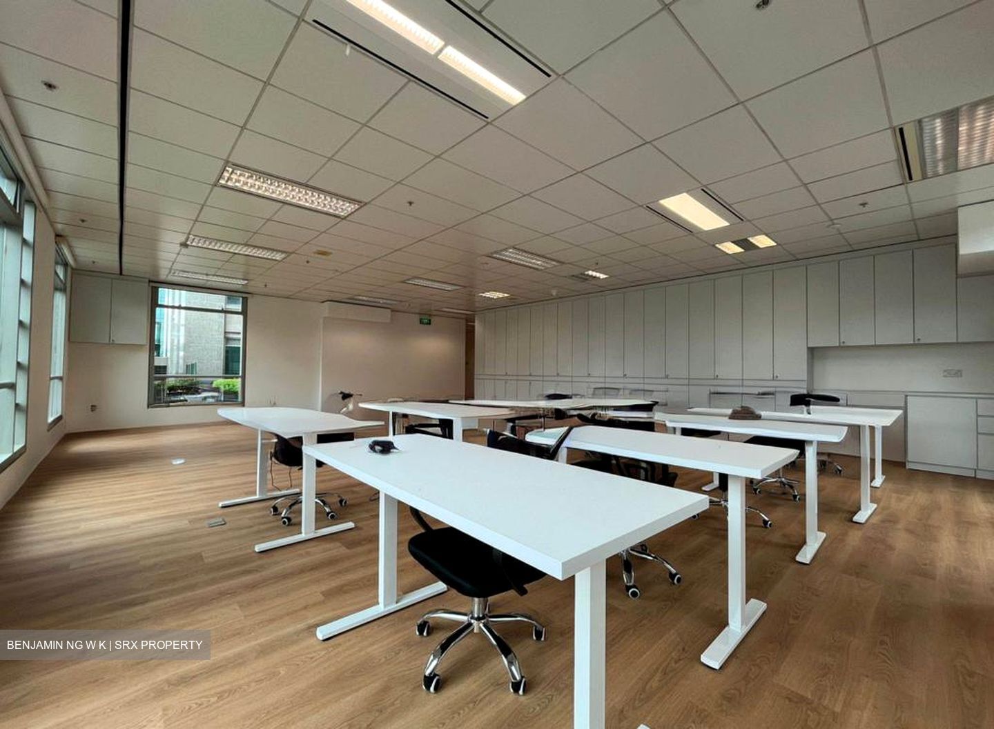 Bugis Junction (D7), Office #533730321